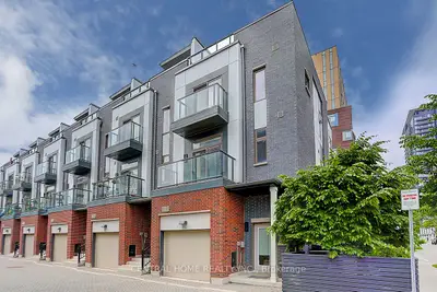 160 Sackville Street, Toronto C08, On M5a 0m3