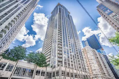 761 Bay Street 1804, Toronto C01, On M5g 2r2