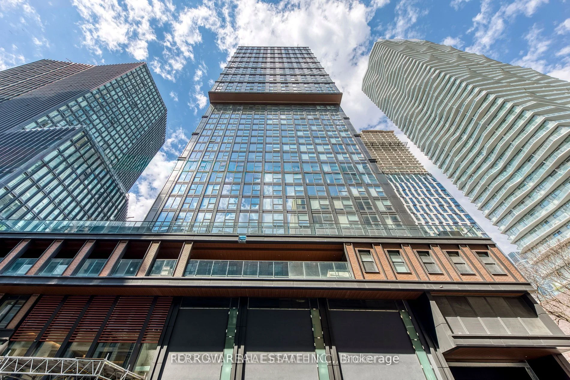82 Dalhousie Street 3216, Toronto C08, ON M5B 0C5