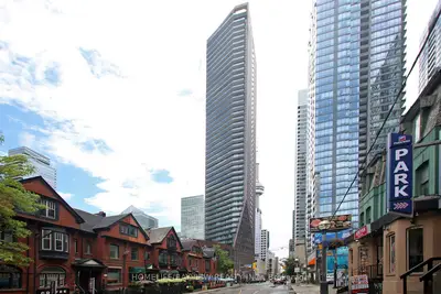 Condo Apartment in Toronto