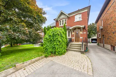 791 Millwood Road, Toronto C11, On M4g 1w1
