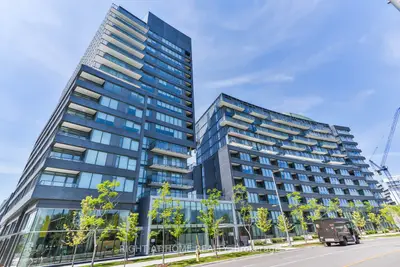 120 Bayview Avenue N806, Toronto C08, On M5a 0g4