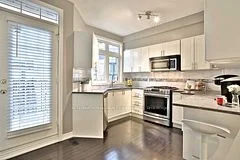 952 Millwood Road, Toronto C11, On M4g 4h3