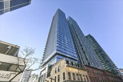 8 Cumberland Street 807, Toronto C02, On M4w 0b6
