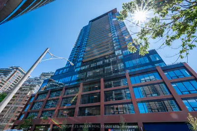 Condo Apartment in Toronto