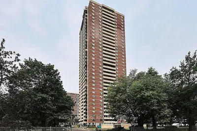 10 Tangreen Court 2405, Toronto C07, On M2m 4b9