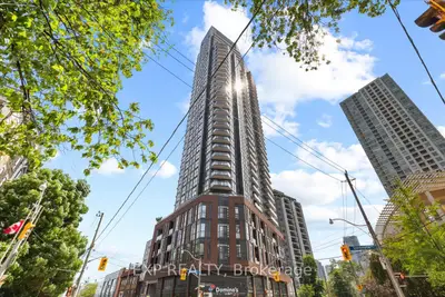 159 Wellesley Street E 2207, Toronto C08, On M4y 0h5