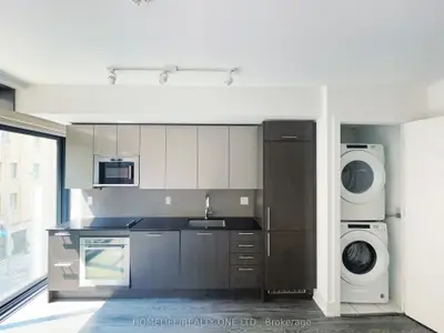 403 Church Street 314, Toronto C08, On M4y 2c2