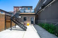 62 Lippincott Street 3, Toronto C01, On M5t 2r5
