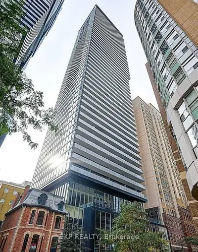 15 Grenville Street 4910, Toronto C01, On M4y 1a1