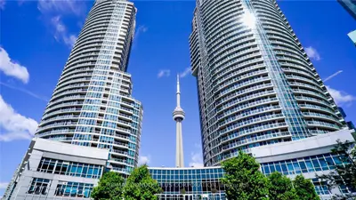 8 York Street 2005, Toronto C01, On M5j 2y2