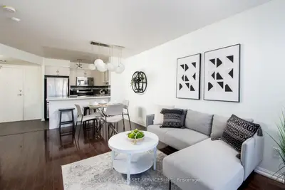 1000 King Street W 403, Toronto C01, On M6k 3n1
