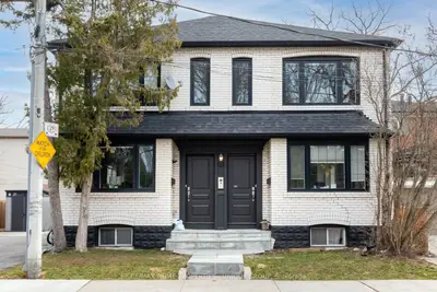 301-303 Cleveland Street, Toronto C10, On M4s 2w7