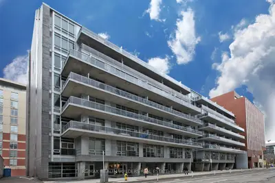 399 Adelaide Street W 311, Toronto C01, On M5v 1s4