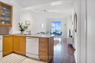 60 Byng Avenue 1207, Toronto C14, On M2n 7k3