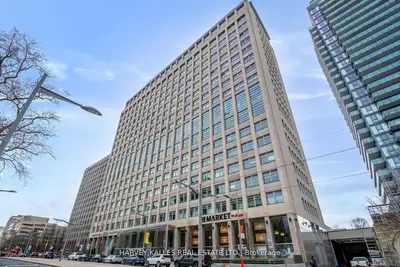 Condo Apartment in Toronto
