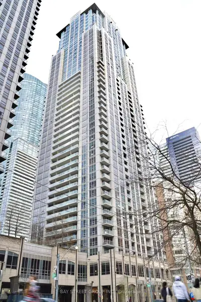 761 Bay Street 810, Toronto C01, On M5g 2r2