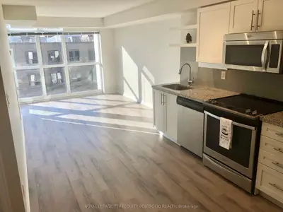 400 Adelaide Street E 811, Toronto C08, On M5a 1n4