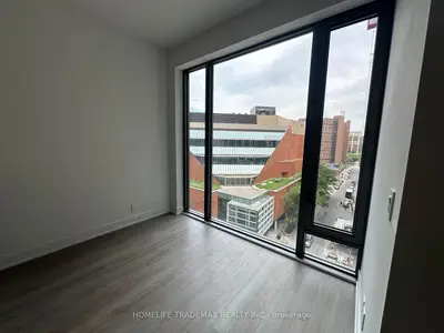 8 Cumberland Street 706, Toronto C02, On M4w 1j5