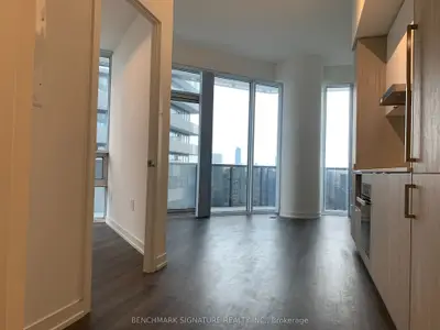 138 Downes Street 5912, Toronto C08, On M5e 0e4