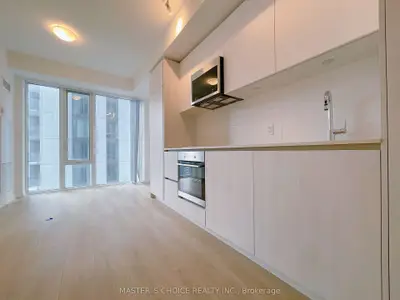 28 Widmer Street 2720, Toronto C01, On M5v 0t2