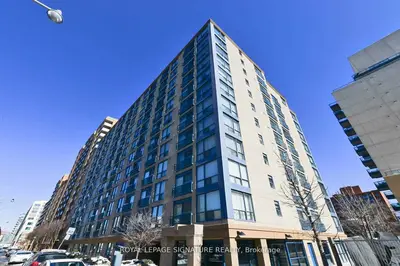 75 Dalhousie Street 610, Toronto C08, On M5b 2r9