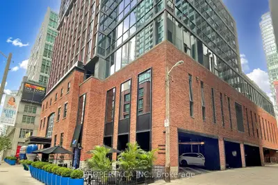 88 Blue Jays Way 3104, Toronto C01, On M5v 0l7