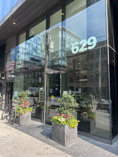 629 King Street W 1032, Toronto C01, On M5v 0g9