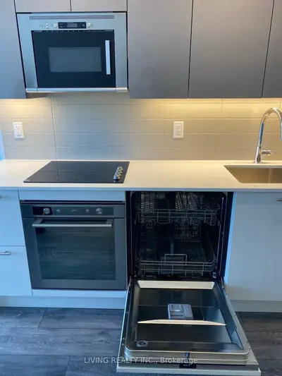 403 Church Street 3506, Toronto C08, On M4y 0c9