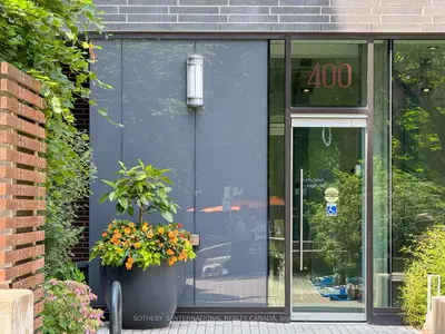 400 Wellington Street W 601, Toronto C01, On M5v 0b5