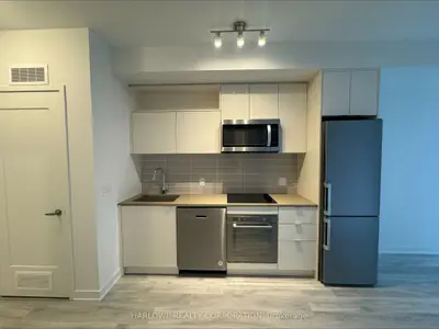 60 Princess Street 1222 Se, Toronto C08, On M5a 2c7