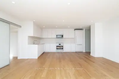 755 Avenue Road 410, Toronto C02, On M5p 2j9