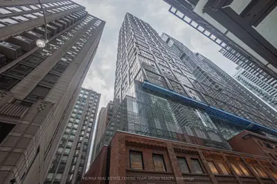 15 Mercer Street 604, Toronto C01, On M5v 1h2