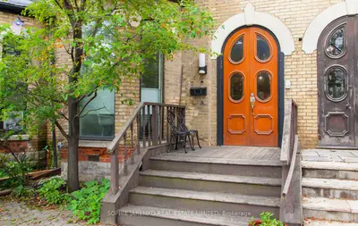 171 Carlton Street 3, Toronto C08, On M5a 2k3
