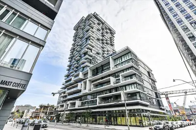 77 Shuter Street 2002, Toronto C08, On M5b 0b8