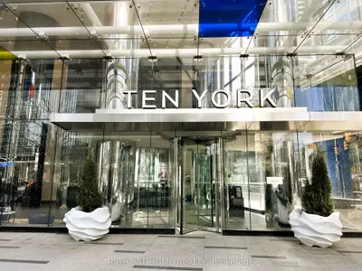 10 York Street 6205, Toronto C01, On M5j 0e1