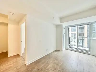 543 Richmond Street W 1014, Toronto C01, On M5v 0w9