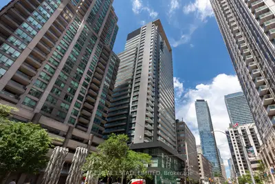 770 Bay Street 1906, Toronto C01, On M5g 1n6