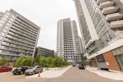 38 Forest Manor Road 319, Toronto C15, On M2j 0h4