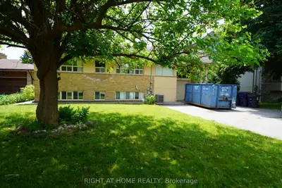 173 Yorkview Drive Basemen, Toronto C07, On M2r 1k2