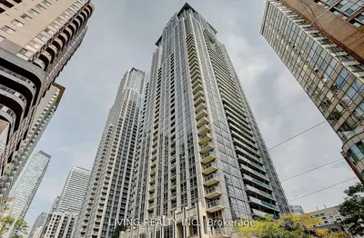 761 Bay Street 3212, Toronto C01, On M5g 2r2