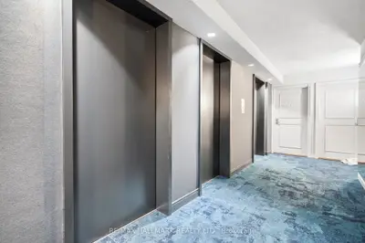 270 Queens Quay West Street 1603, Toronto C01, On M5j 2n4