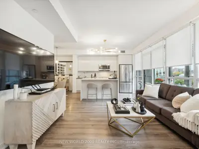 50 Bruyeres Mews 313, Toronto C01, On M5v 0h8