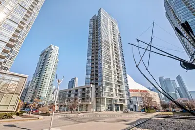 3 Navy Wharf Court 1803, Toronto C01, On M5v 3v1