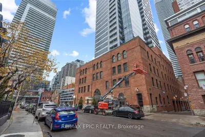 5 St Joseph Street 207, Toronto C01, On M4y 1j6