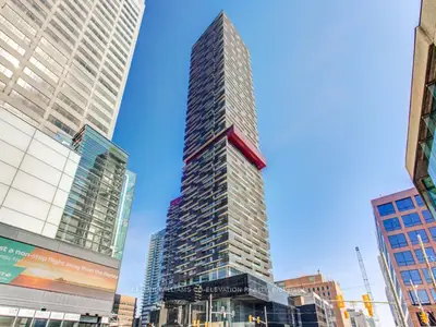 8 Eglinton Avenue E 2103, Toronto C10, On M4p 0c1