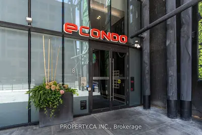 8 Eglinton Avenue E 606, Toronto C10, On M4p 0c1