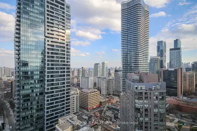 1001 Bay Street 3304, Toronto C01, On M5s 3a6