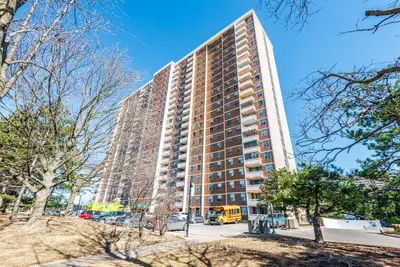 Condo Apartment in Toronto