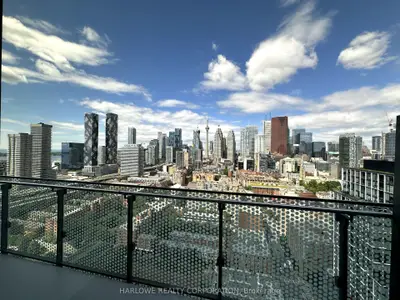 135 Lower Sherbourne Street Ph3031, Toronto C08, On M5a 1y4